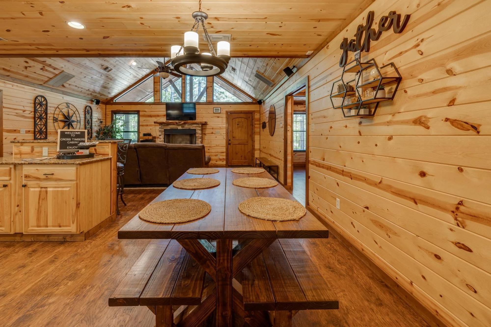 Cross Timbers Cabin On The Grove'S 25-Acres 布罗肯鲍 外观 照片