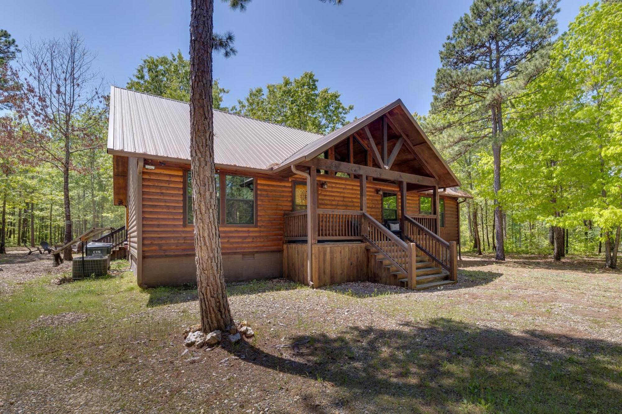 Cross Timbers Cabin On The Grove'S 25-Acres 布罗肯鲍 外观 照片