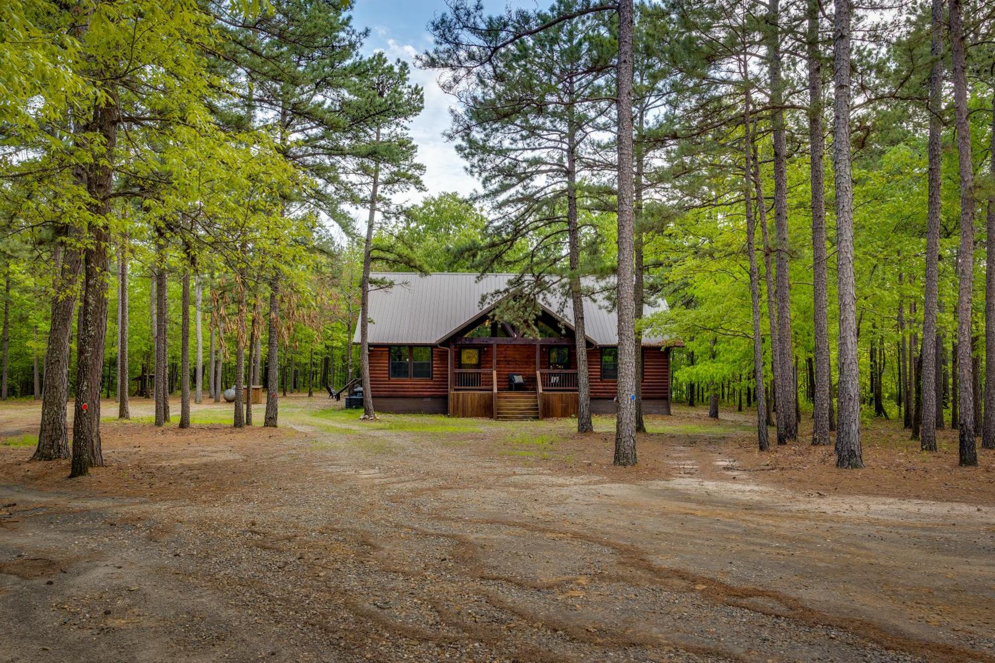 Cross Timbers Cabin On The Grove'S 25-Acres 布罗肯鲍 外观 照片
