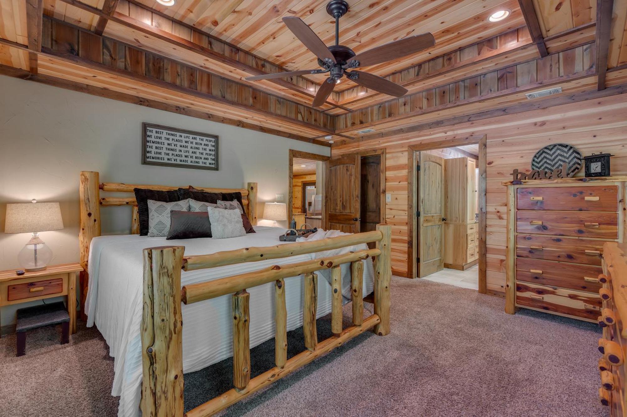 Cross Timbers Cabin On The Grove'S 25-Acres 布罗肯鲍 外观 照片