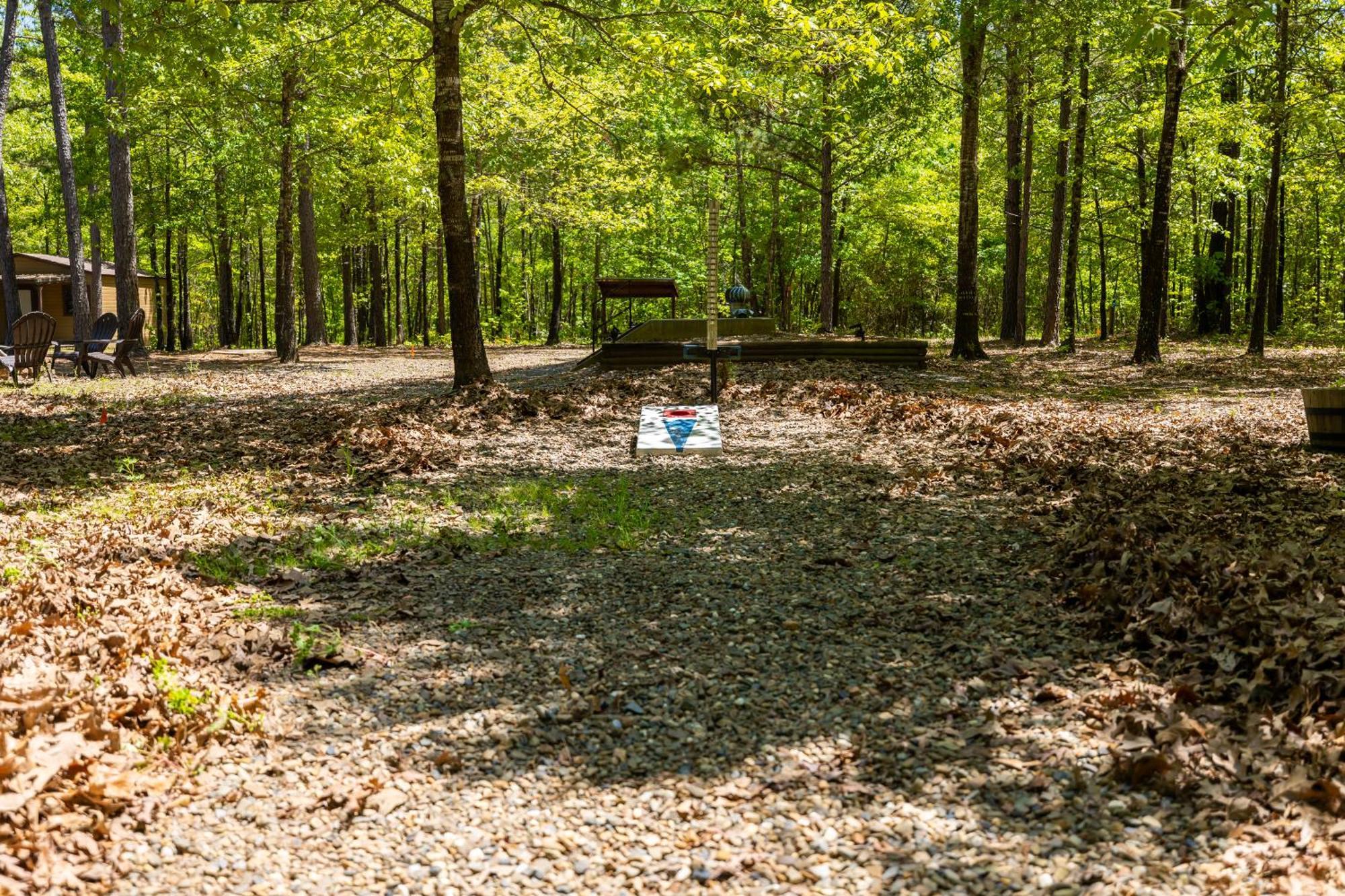 Cross Timbers Cabin On The Grove'S 25-Acres 布罗肯鲍 外观 照片